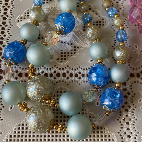 Vintage costume beaded necklaces - Picture 4 of 5